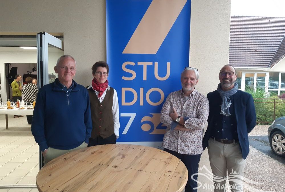 Prenez la pose avec le Studio 7/64 !